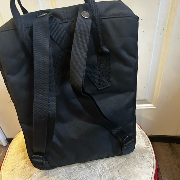 Fjallraven Re-Kanken Black Backpack - Picture 6 of 16
